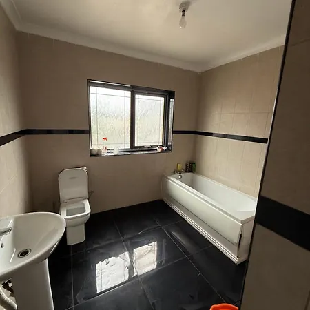 Cottingley Spring Farm stay