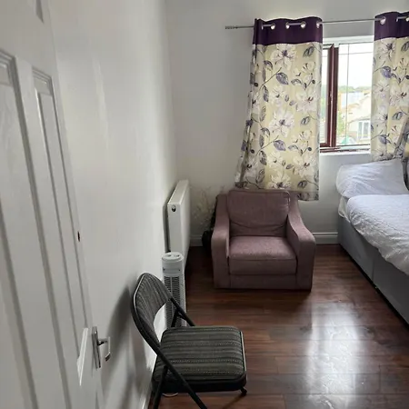 Cottingley Spring Farm stay *